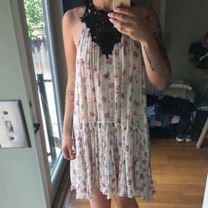 Zara Size M Loose Printed Floral Dress
